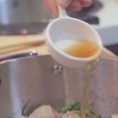 Cách Làm Thịt Ba Chỉ Om Nấm Thơm Ngon Rất Hao Cơm