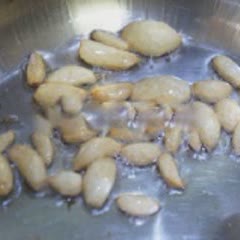 Cách làm Thịt Ba Chỉ Om Sấu đơn giản, đổi vị cho bữa cơm