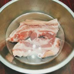 Cách làm thịt ba chỉ ướp bia chiên giòn