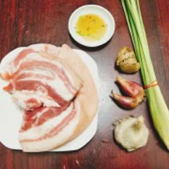 Cách làm thịt ba chỉ ướp sả nướng