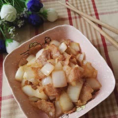Cách Làm Thịt Ba Chỉ Xào Hành Tây