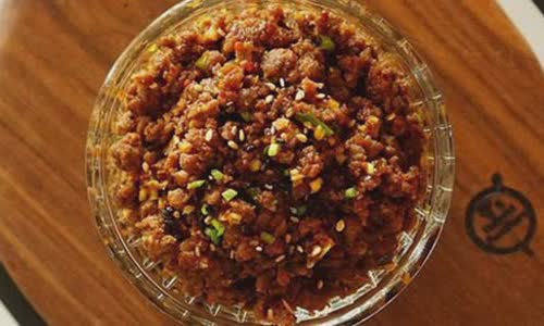 Cách làm thịt bò băm ram mặn ngọt