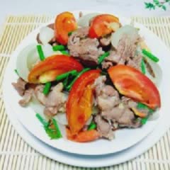 Cách làm Thịt Bò Xào Cà Chua đơn giản cho bữa cơm cả nhà
