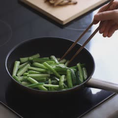 Cách Làm Thịt Bò Xào Dưa Leo Giòn Ngon Cho Bữa Cơm