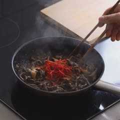Cách Làm Thịt Bò Xào Dưa Leo Giòn Ngon Cho Bữa Cơm