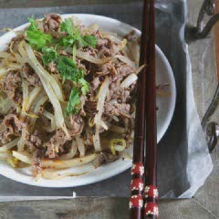 Cách Làm Thịt Bò Xào Giá Đỗ Bổ Dưỡng Thanh Mát