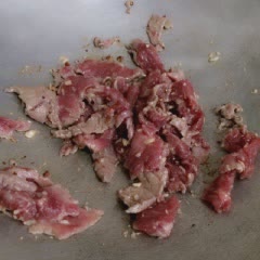 Cách Làm Thịt Bò Xào Ngó Sen Thơm Ngon Đơn Giản