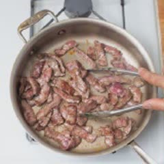Cách làm thịt bò xào rau cải tatsoi