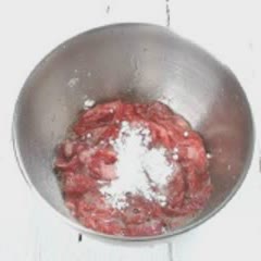Cách làm Thịt bò xào sốt măng