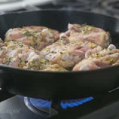 Cách làm Thịt gà chiên chanh hương thảo