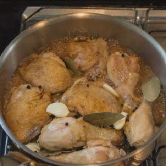 Cách làm Thịt gà chiên sốt nước tương