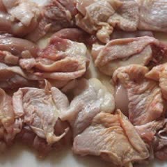 Cách làm thịt gà sốt xá xíu