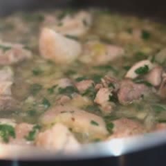 Cách làm Thịt gà xào măng tây sốt kem