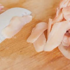 Cách Làm Thịt Gà Xào Rau Củ Đơn Giản Ngon Cơm