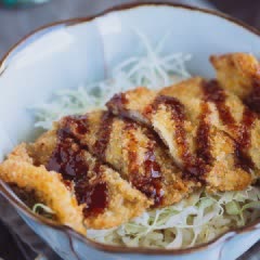 Cách làm thịt heo chiên xù bắp cải - Tonkatsu