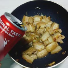 Cách làm thịt heo rim coca