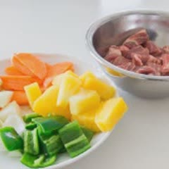 Cách làm thịt heo xào chua ngọt hấp dẫn