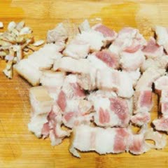 Cách làm thịt kho dưa mặn