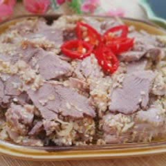 Cách làm thịt ngan trộn mè sả