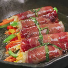 Cách Làm Thịt Nguội Serrano Cuộn Nước Sốt Mè Rang | Thơm Ngon Lạ Miệng