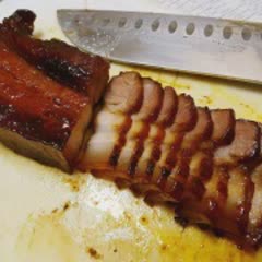 Cách làm thịt xá xíu BBQ với tương đen