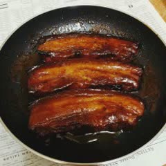 Cách làm thịt xá xíu BBQ với tương đen