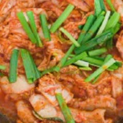 Cách Làm Thịt Xào Kim Chi Thơm Ngon Đưa Cơm Ở Nhà