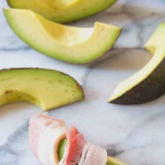 Cách làm Thịt xông khói cuộn bơ nướng