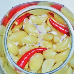Cách làm tỏi ngâm giấm trắng giòn