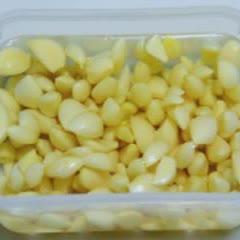 Cách làm tỏi ngâm giấm trắng giòn