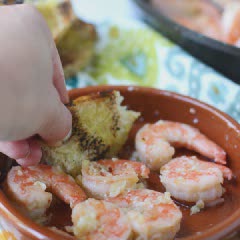 Cách làm Tôm nõn xào bơ tỏi