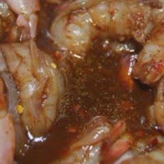 Cách Làm Tôm Nướng Chanh Ớt Thơm Ngon Ăn Là Ghiền