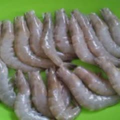 Cách làm tôm rang lá chanh thơm lừng