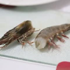 Cách Làm Tôm Tươi Hấp Chanh Đơn Giản Thơm Ngon