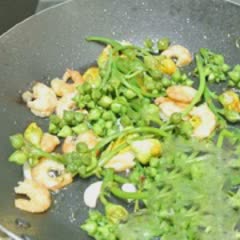 Cách Làm Tôm Xào Nụ Hoa Mướp Đơn Giản, Thanh Đạm