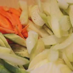 Cách Làm Tôm Xào Rau Củ Tổng Hợp Đẹp Mắt Thơm Ngon