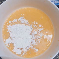 Cách làm Trứng cuộn cải bẹ xanh