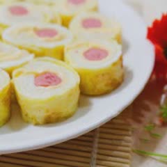 Cách làm trứng cuộn phô mai xúc xích