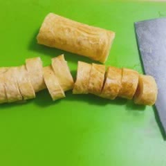 Cách làm trứng cuộn phô mai xúc xích