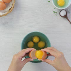 Cách Làm Trứng Cuộn Xúc Xích | Hấp Dẫn Bữa Sáng