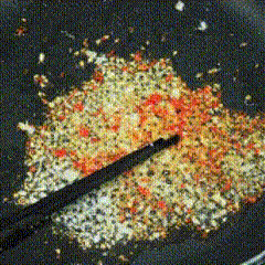 Cách làm trứng cút sốt chua cay