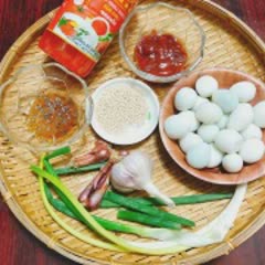 Cách làm trứng cút sốt chua ngọt hấp dẫn
