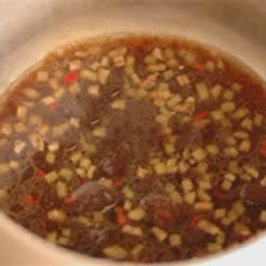 Cách làm Trứng Cút Sốt Me chua ngọt béo ngậy ăn vặt