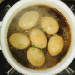 Cách làm Trứng kho nước tương Maggi