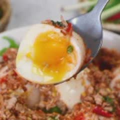 Cách làm Món Trứng Lòng Đào sốt Thái mặn ngọt cực ngon 