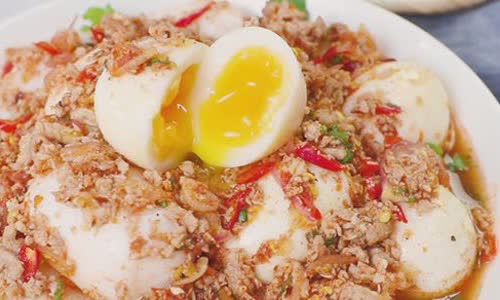 Cách làm Món Trứng Lòng Đào sốt Thái mặn ngọt cực ngon 