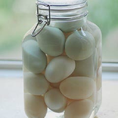 Cách làm Trứng Muối đơn giản tại nhà, ngon béo, không tanh 