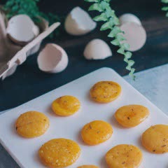 Cách làm Trứng muối vị thảo mộc