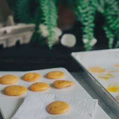 Cách làm Trứng muối vị thảo mộc