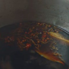 Cách làm trứng ngâm tương thảo mộc